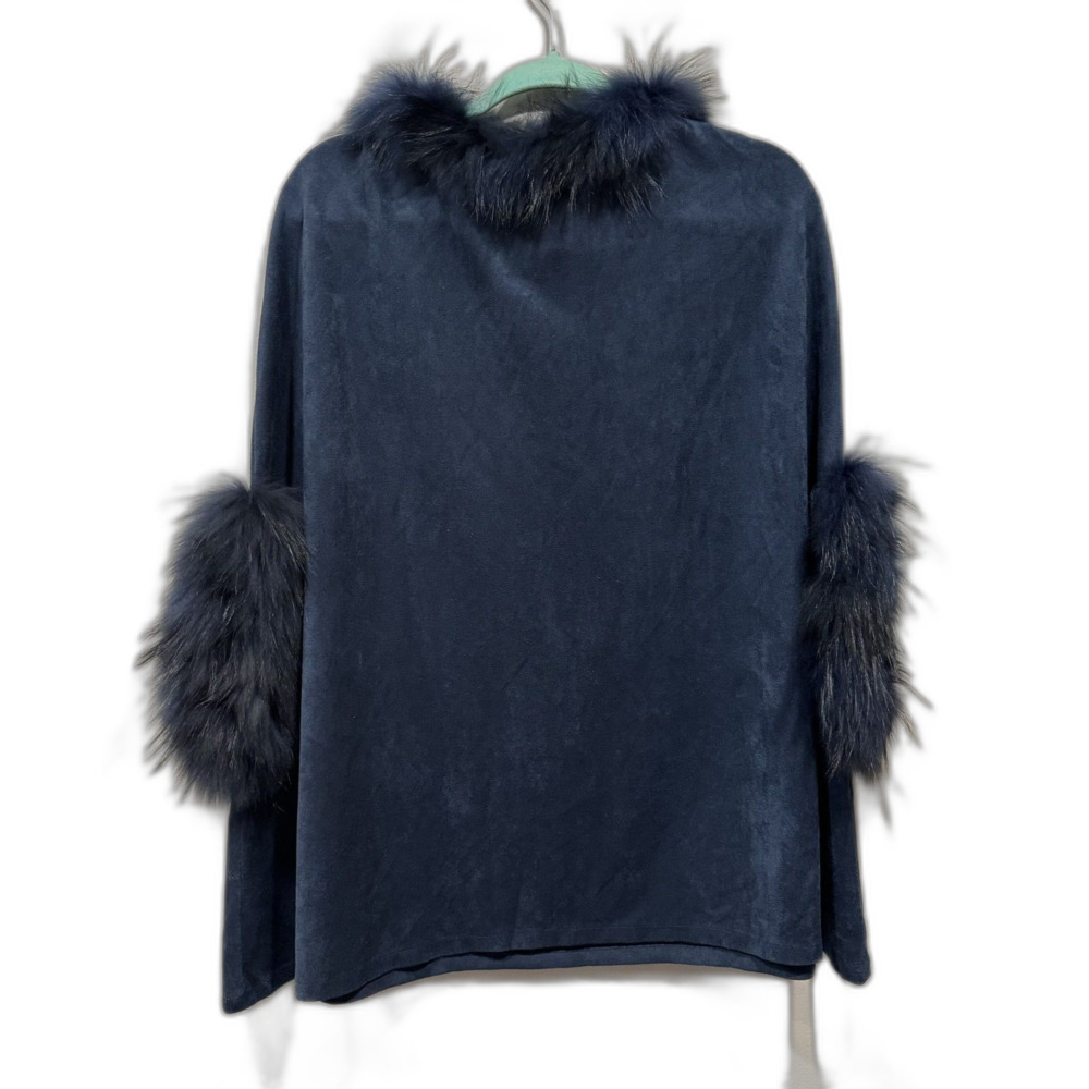 NWT Dolce Cabo Poncho Faux Suede Navy Blue Raccoon Fur Trim Luxe Cape Wrap S/M - Picture 7 of 9
